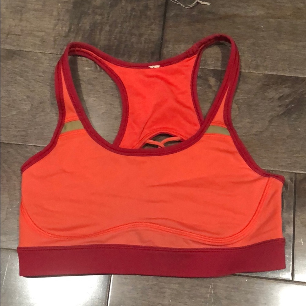 Lulu lemon sports bra